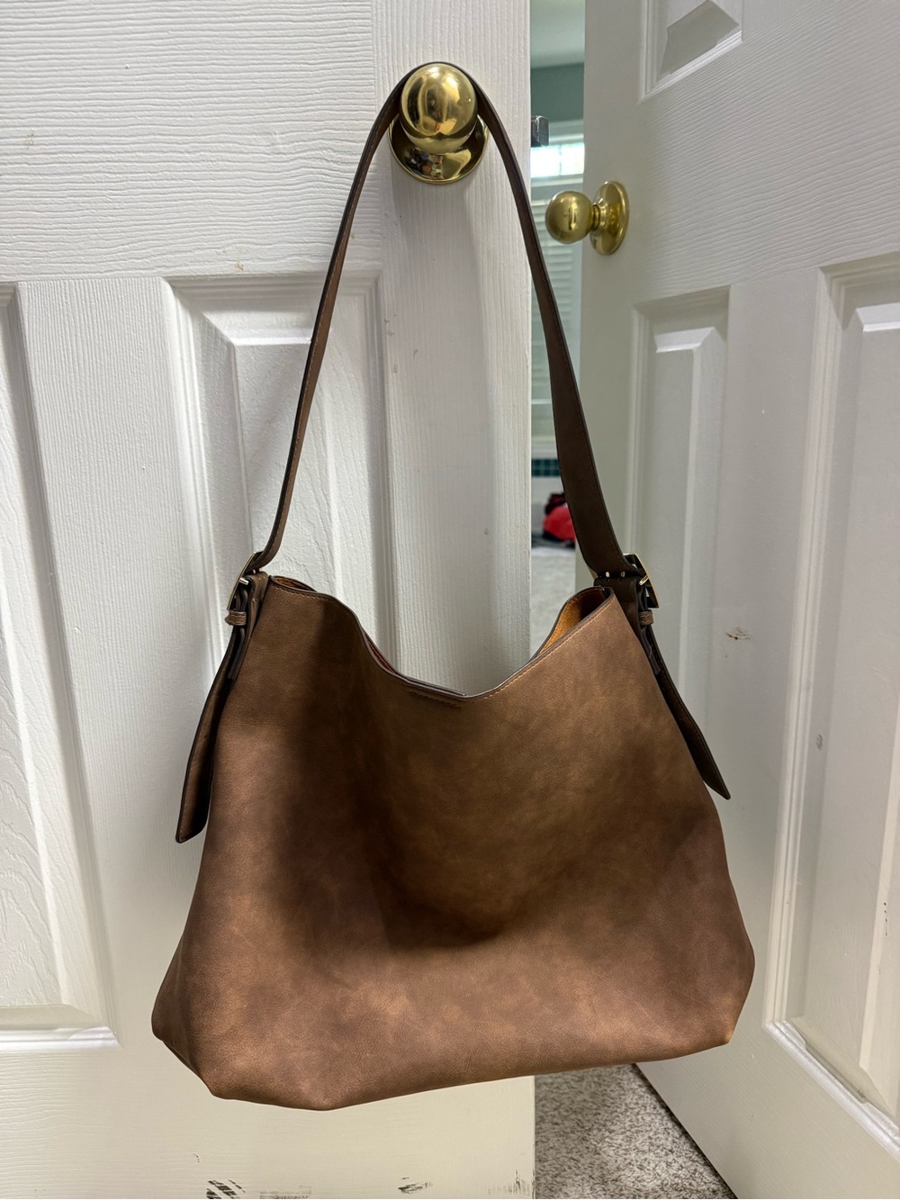 Universal Thread Brown Shoulder Hobo Bag